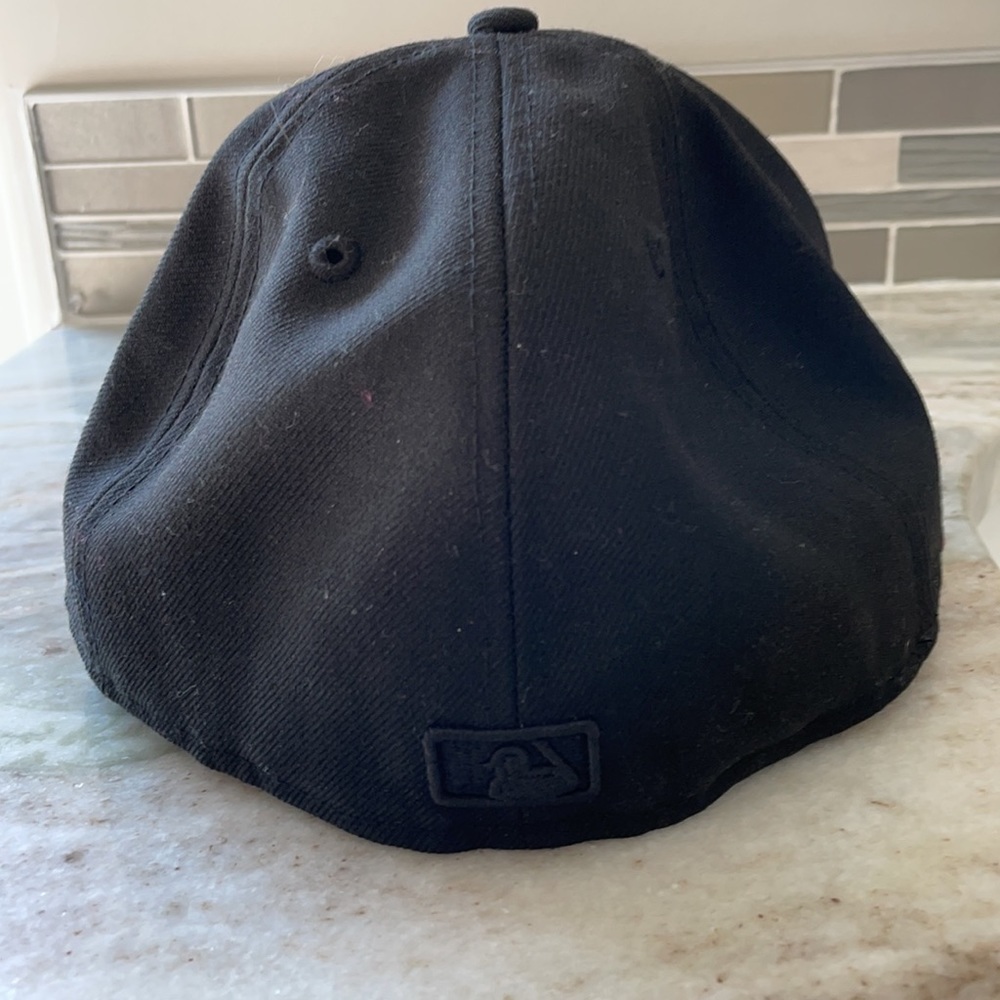 NBA Hat - Picture 2 of 4